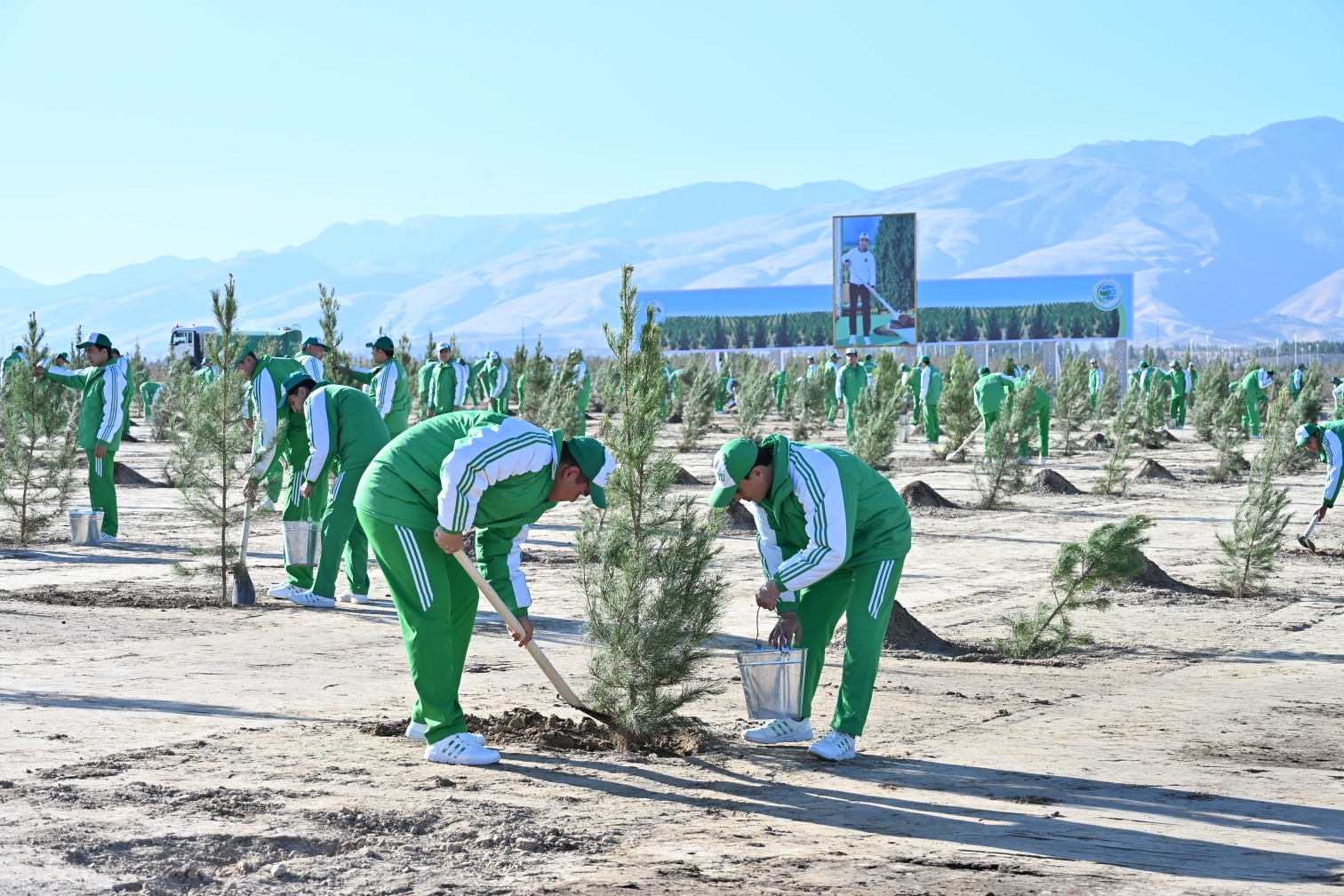 The President of Turkmenistan took part in a nationwide tree-planting campaign